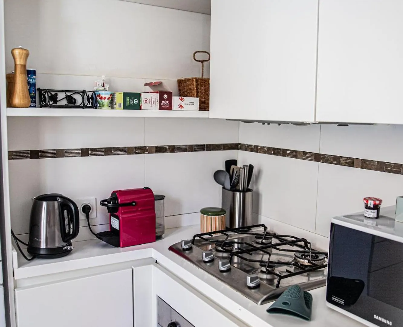 Nice Apartment In Νίκαια