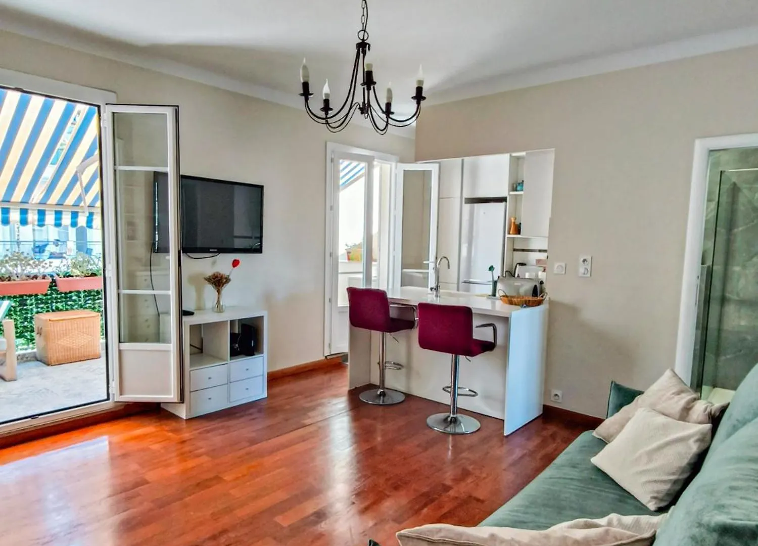 Nice Apartment In Nizza Francia
